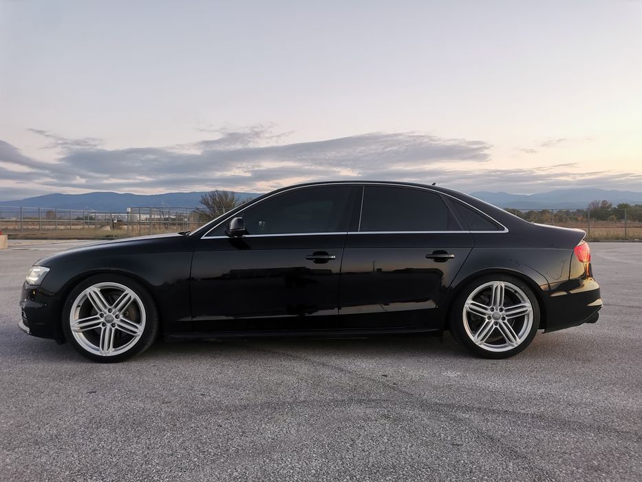 AUDI A4 2.0TFSI quattro 2015