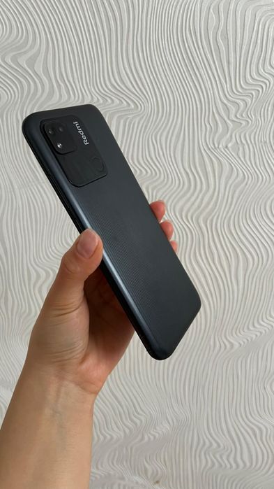 Редми 10с  в хорошем состоянии