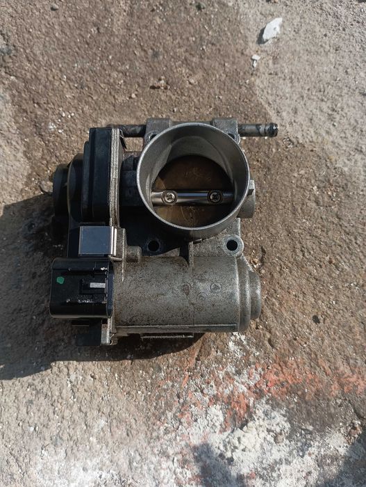 Дросел клапа за Астра G 1.6 2004 Г