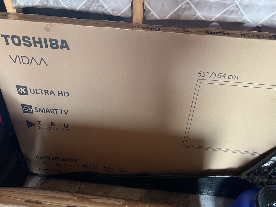 Toshiba tv smart ultra nou