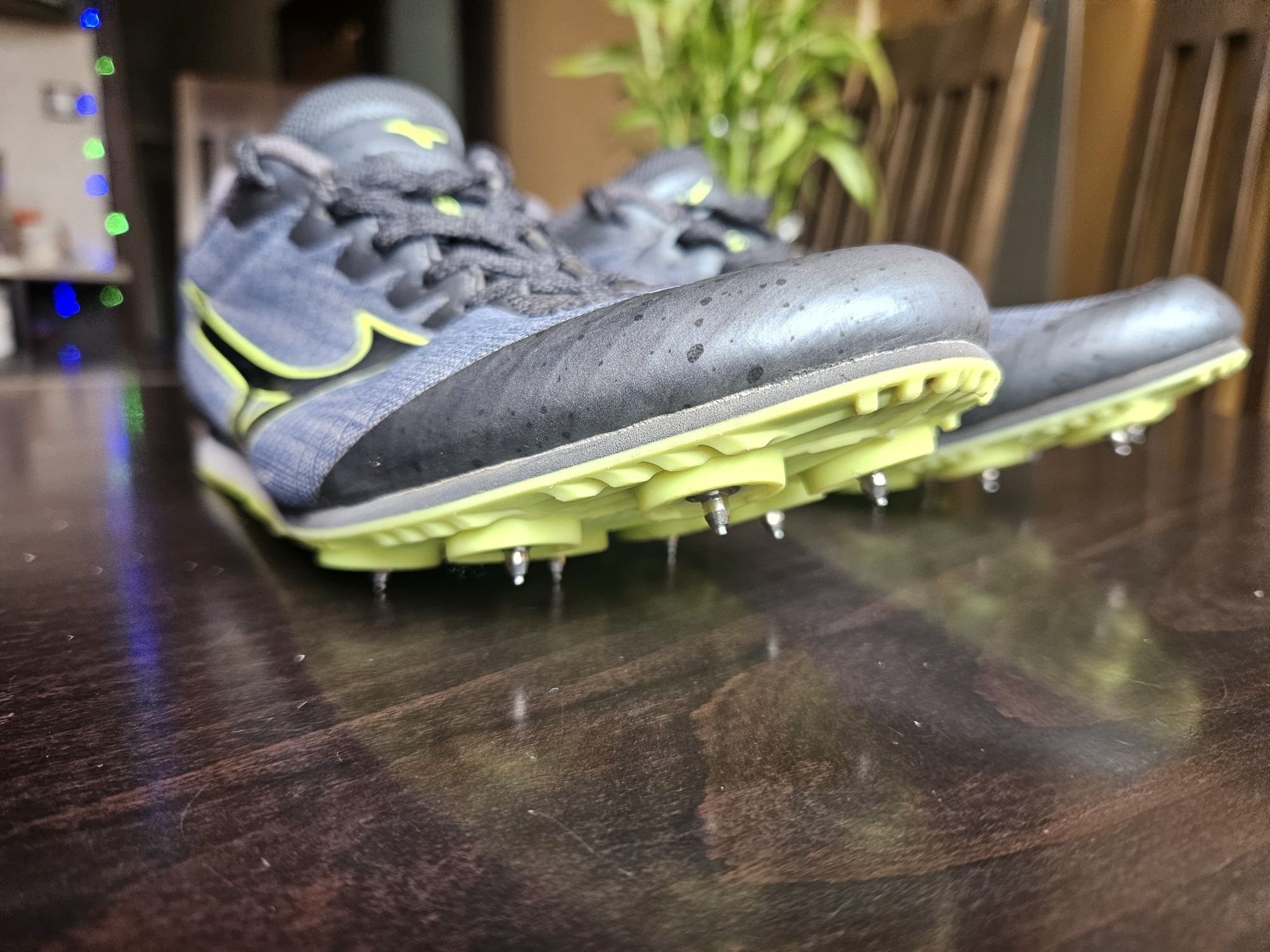 Шпайкове Mizuno номер 41