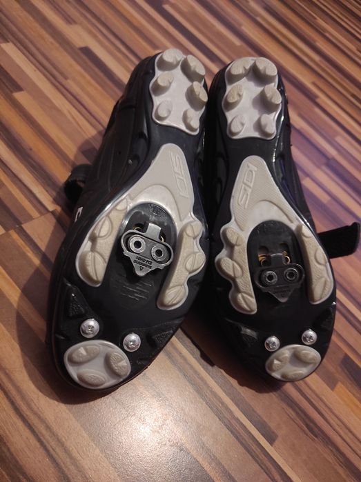 Ghete ciclism Giro mărimea 40/41/sidi,mărimea 39,5/40