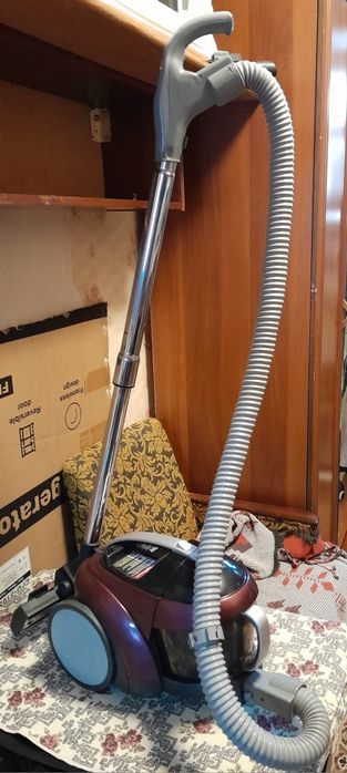 Пылесосы в отличном рабочем состоянии