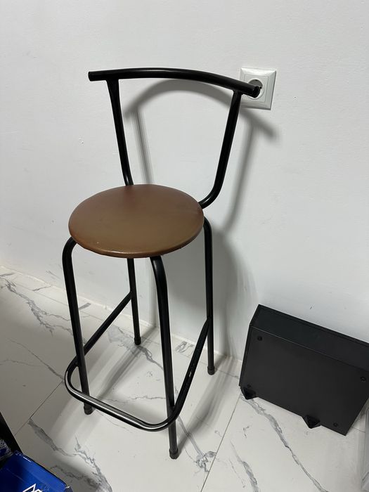 Продам Барные стулья