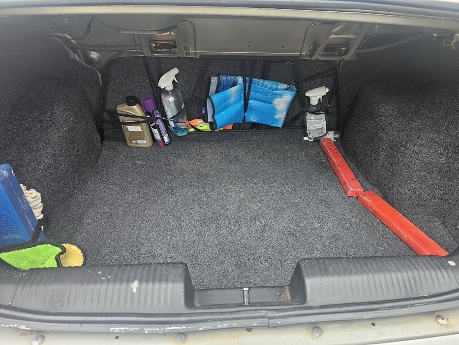 Ford focus 2 1.6 benzina