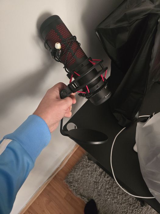 Микрофон Hyperx Quadcast