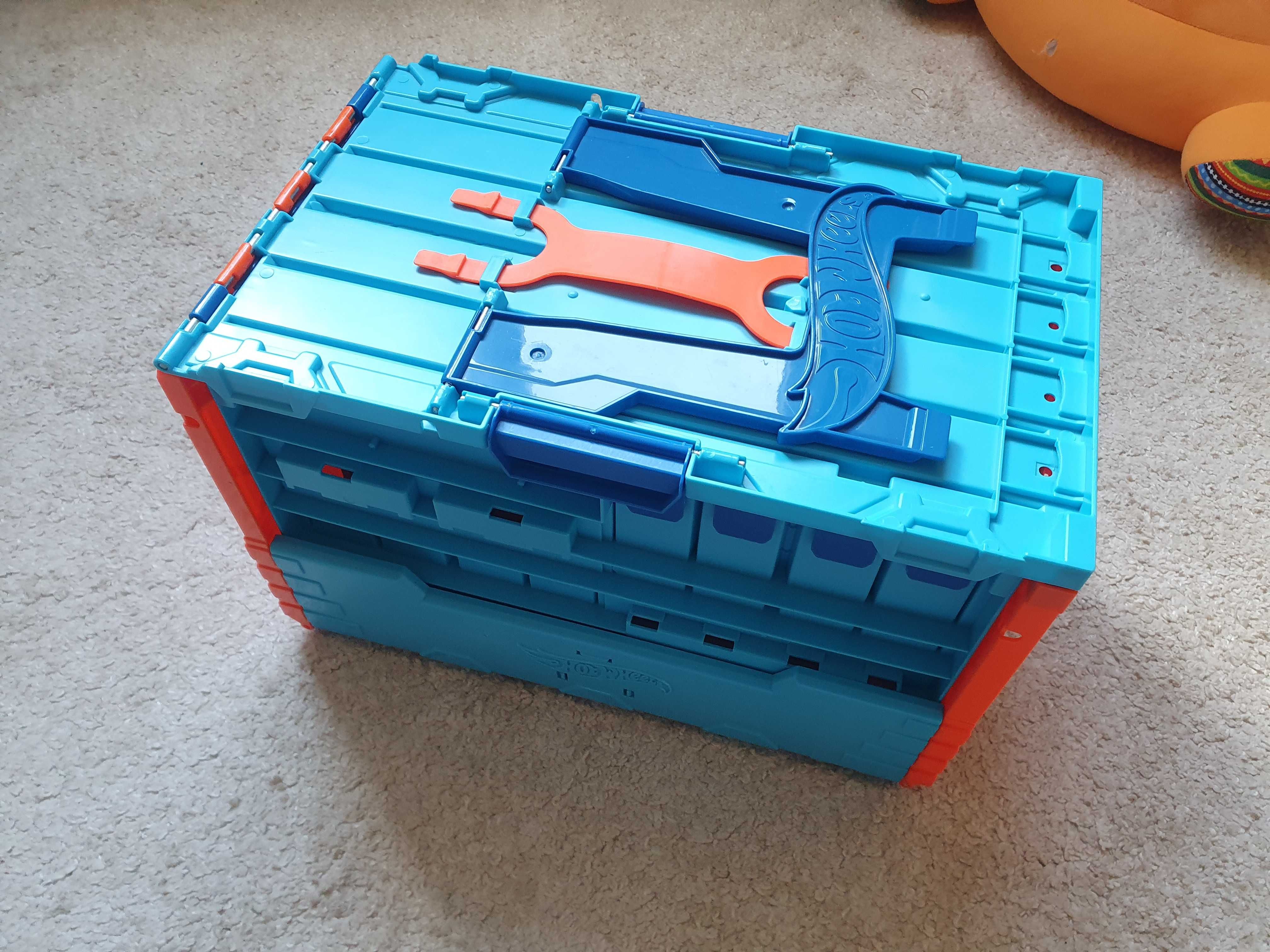 Писта Hot Wheels Race Crate