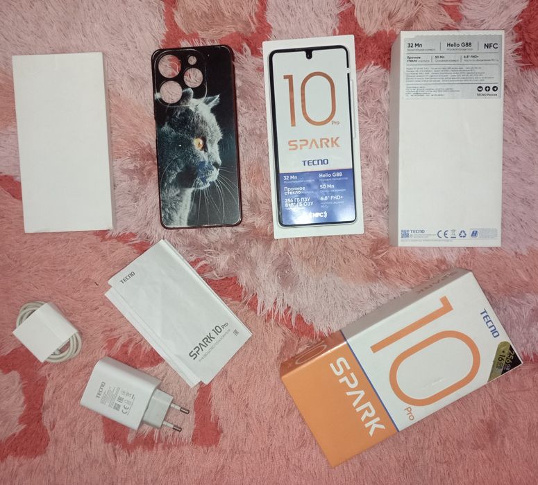 Tecno Spark 10 Pro 16/256 c NFC