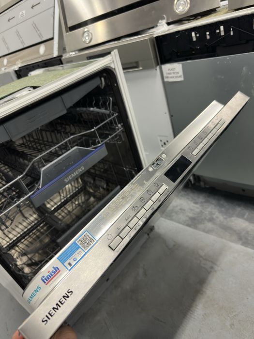 Masina de spalat vase complet incorporabila Siemens SN63EX01CF iQ300