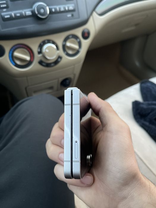 Samsung ZFlip6 256/12