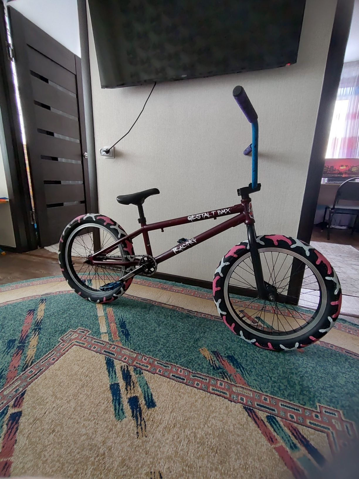 BMX Gestalt велосипед (вторая пара покрышек в подарок)
