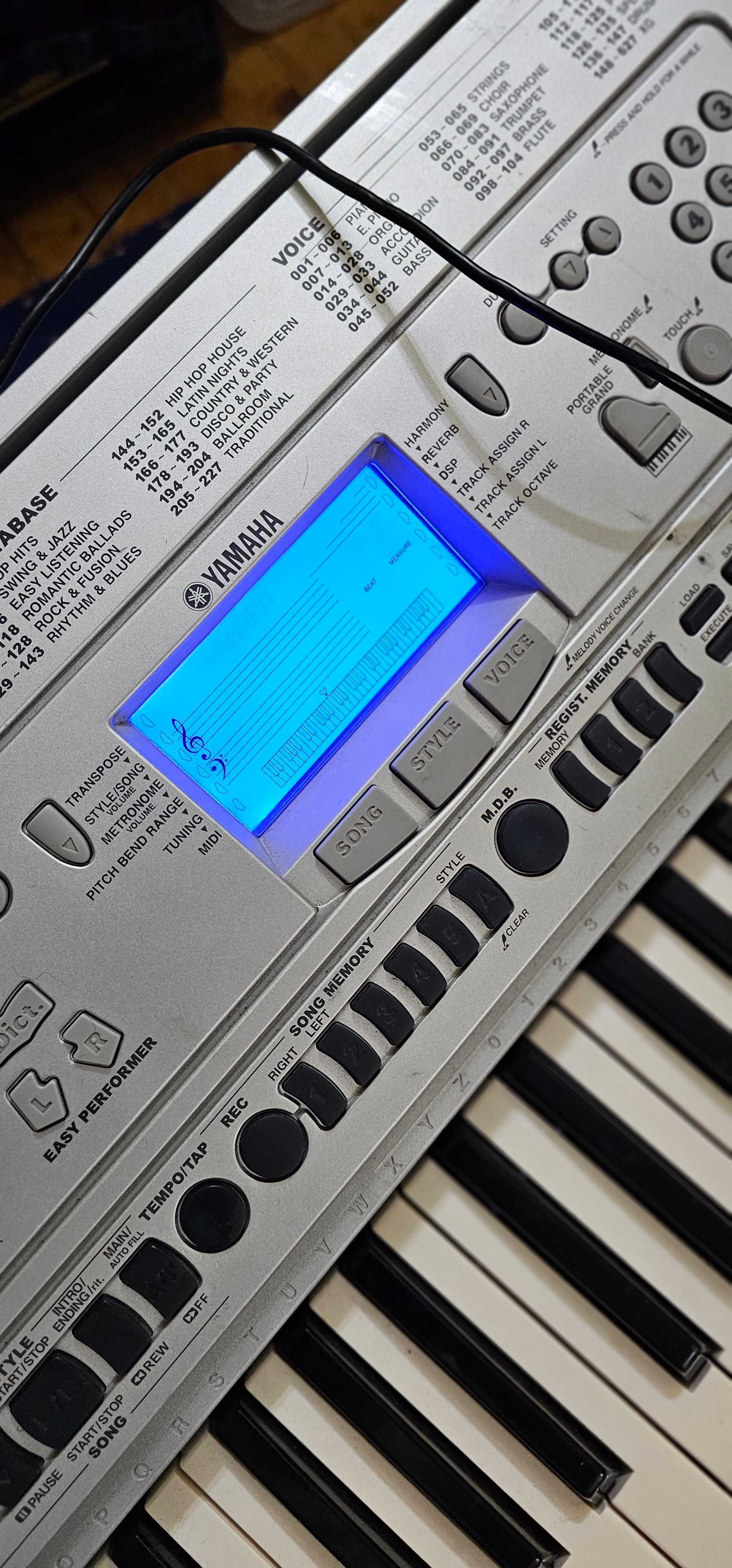 Orga electronica Yamaha PSR450