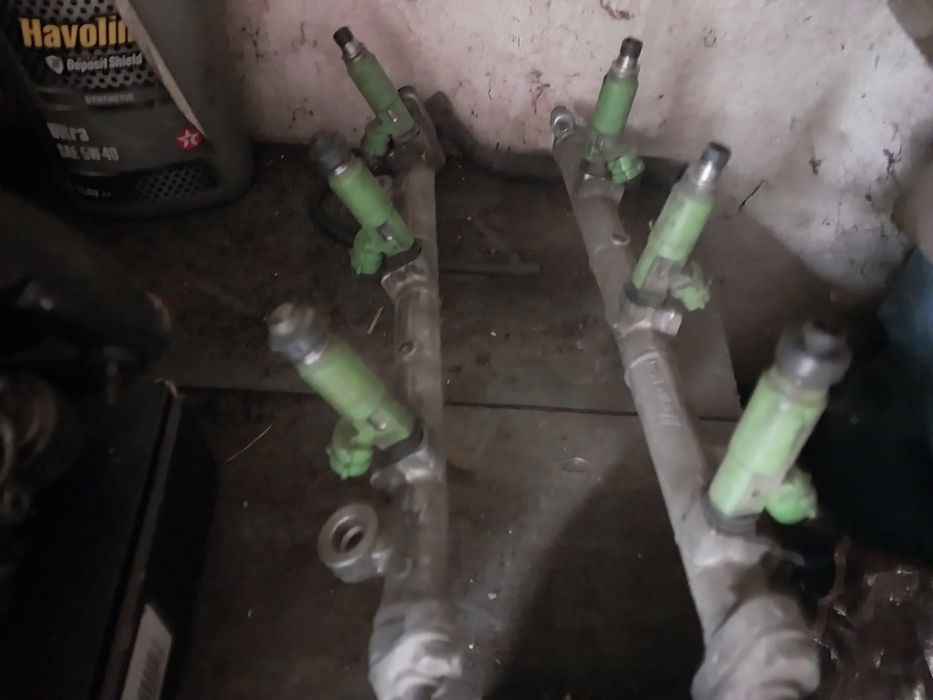 Запчасти  митсубиси