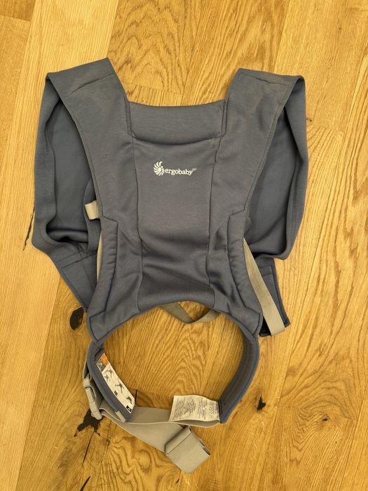 Ергономична раница ErgoBaby Embrace Soft Knit
