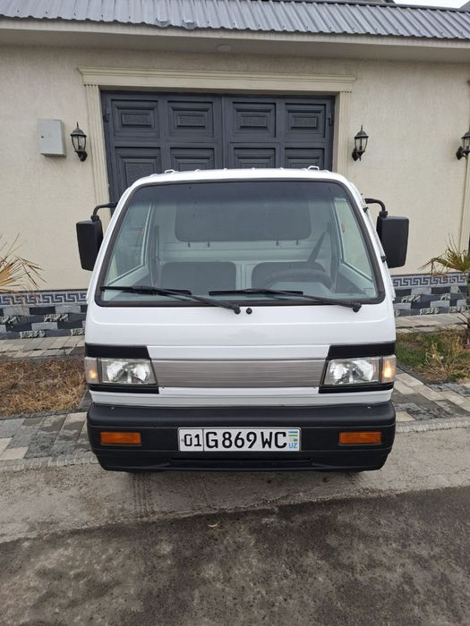 Chevrolet Labo mexanik boshqaruv holati yaxshi