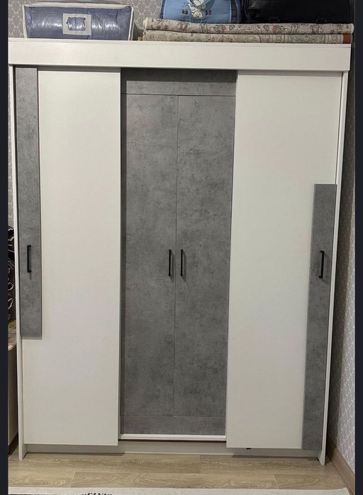 Новый шкаф купе срочно продам