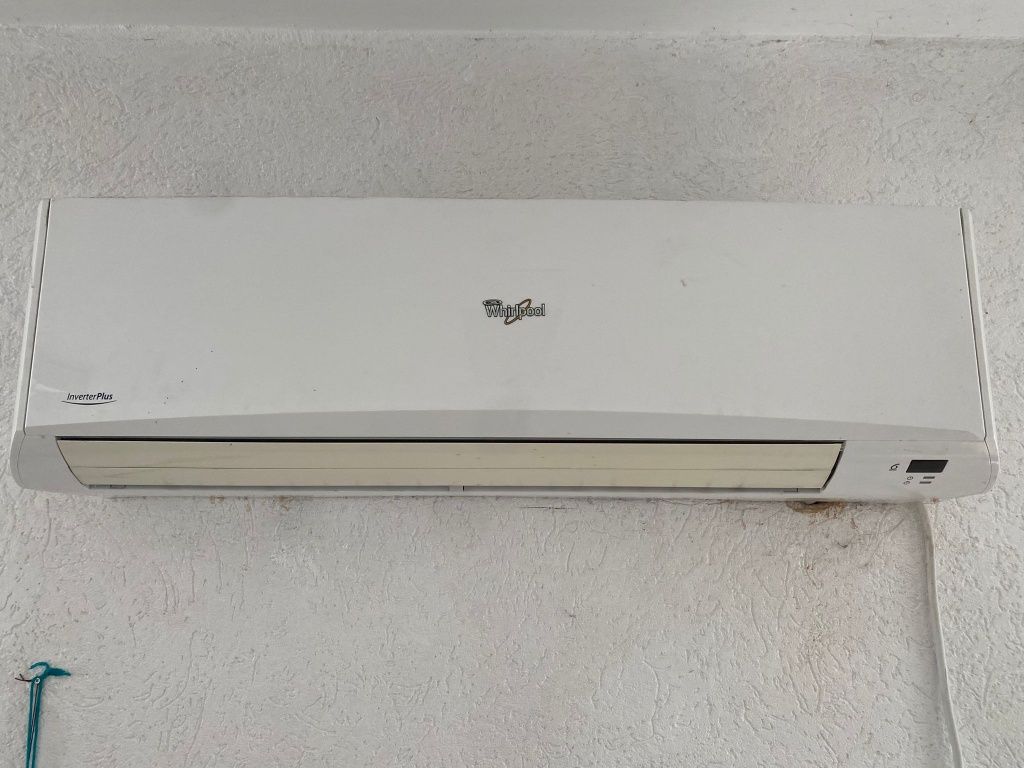 Aparat aer Conditionat Whirlpool 24000 BTU