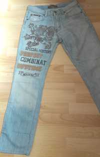 женская одежда брюки джинсы