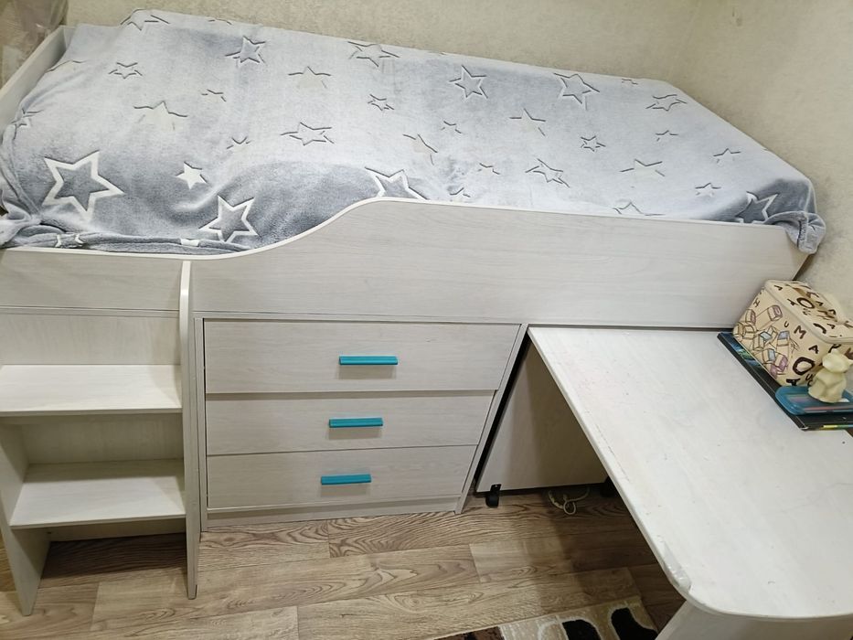 Кравать детская чердак
