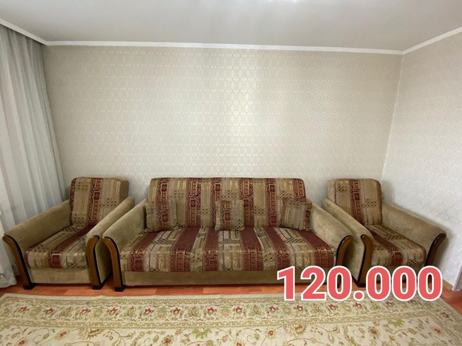 Продам диван с 2 креслами