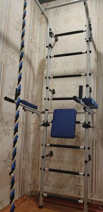 Срочно, продам шведскую стенку "Юный атлет"