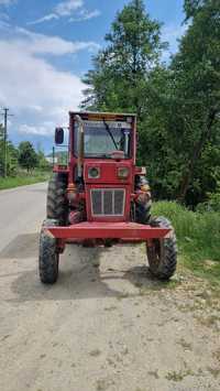 Vând tractor forestier U650