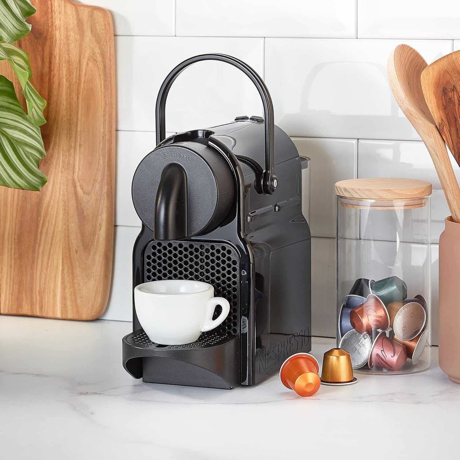 Кафемашина с капсули Nespresso - Inissia