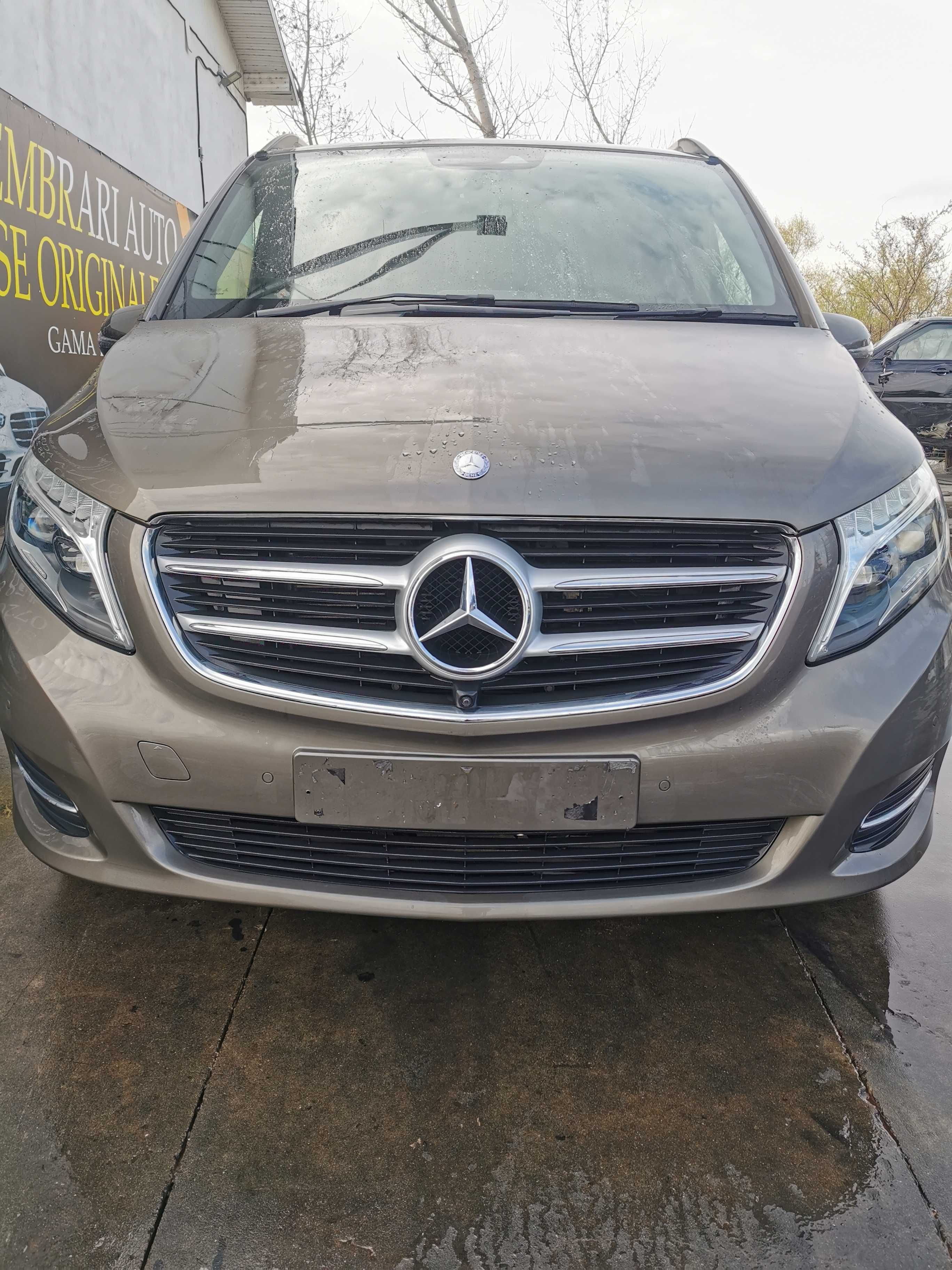 Dezmembrez mercedes V class w447 v250D /bara spate /v class/far/usa/