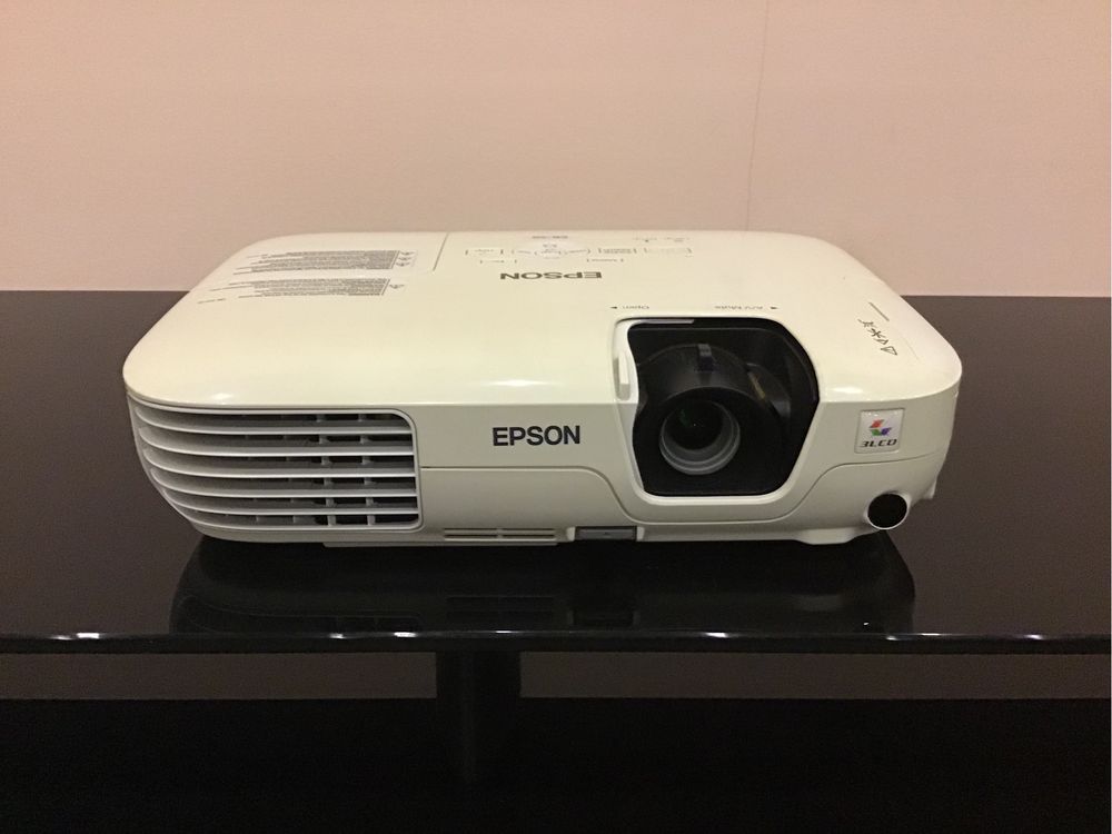 Проектор Epson EB-S9