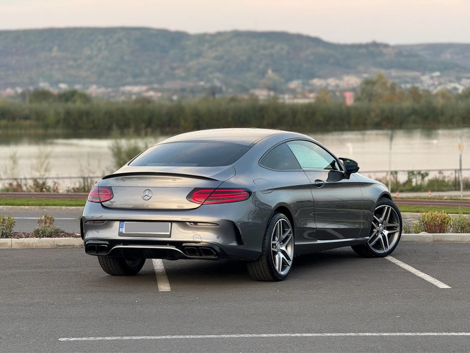 Mercedes-Benz C220d Coupe - AMG 63 , Faruri ILS