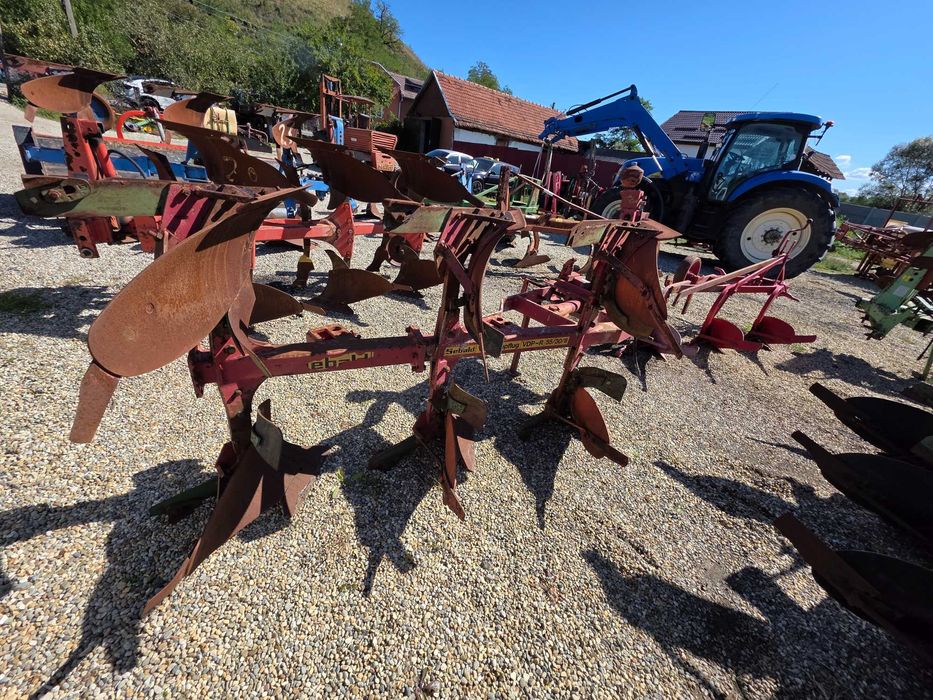 Plug 3  brazde reversibil hidraulic KUHN