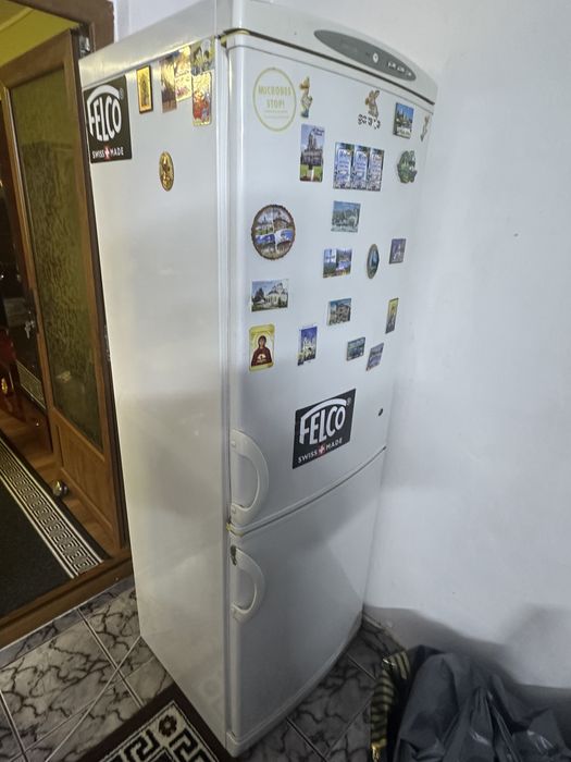 Frigider cu congelator