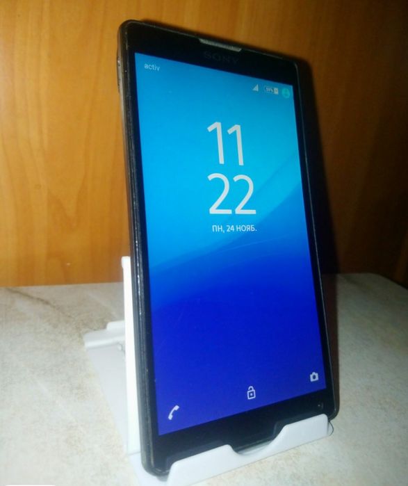 Продам телефон Sony Xperia ZL C6503