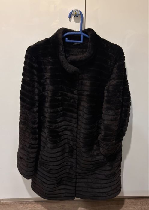 Продам срочно шубу в отличном состоянии