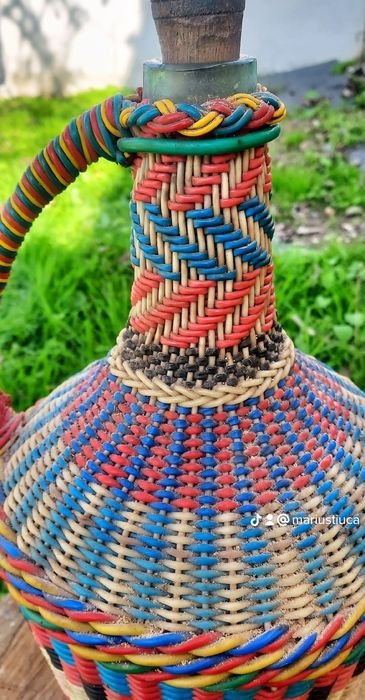 De vânzare ulcior vintage