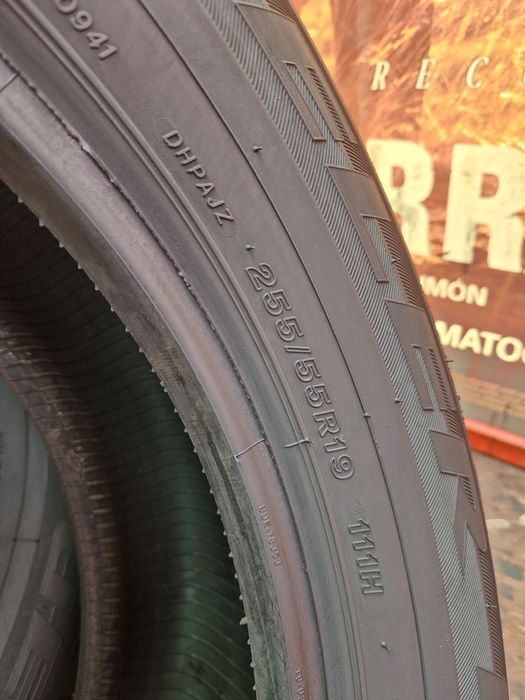 2 Anvelope Bridgestone 255 55 R19 de vara