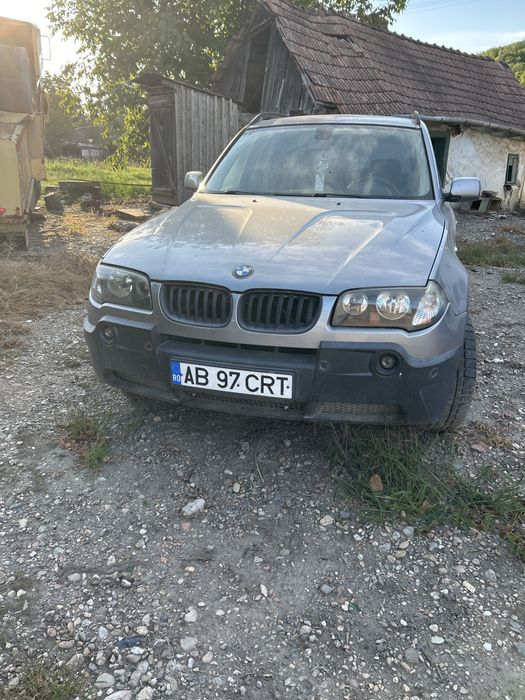 Vînd bmw x3 pentru dezmembrări