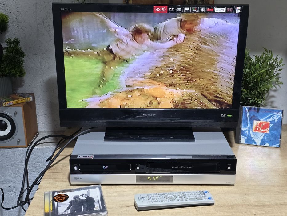 Combo player LG V192h, dvd ,vhs recorder vcr , hdmi, stereo hifi