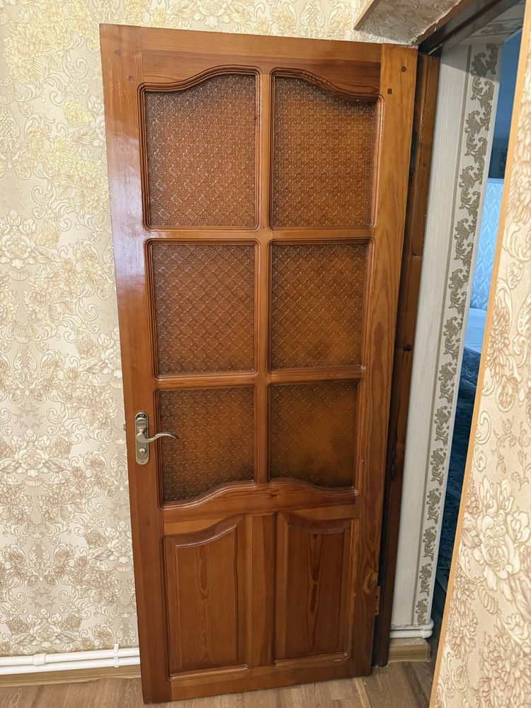 Двери 6 штук высотой 2м