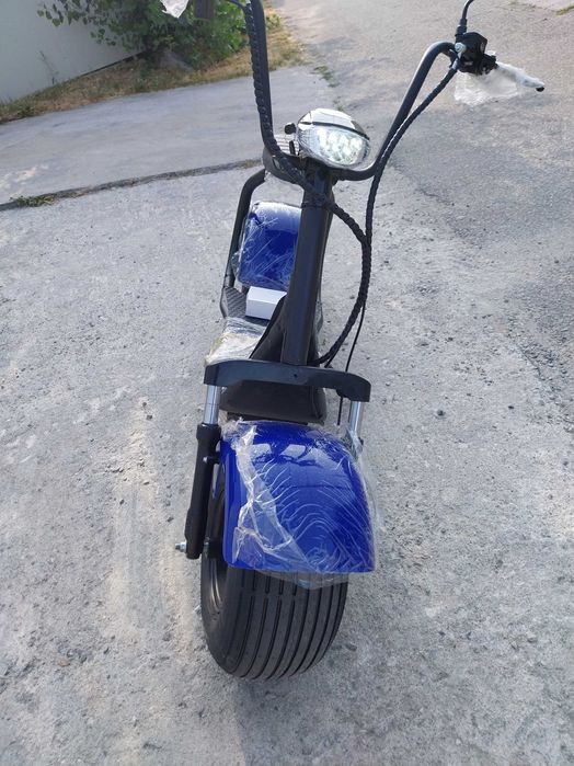 Vand motoscuter electric