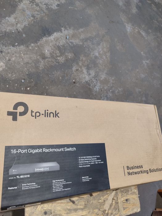 Коммутатор TP-Link TL-SG1016