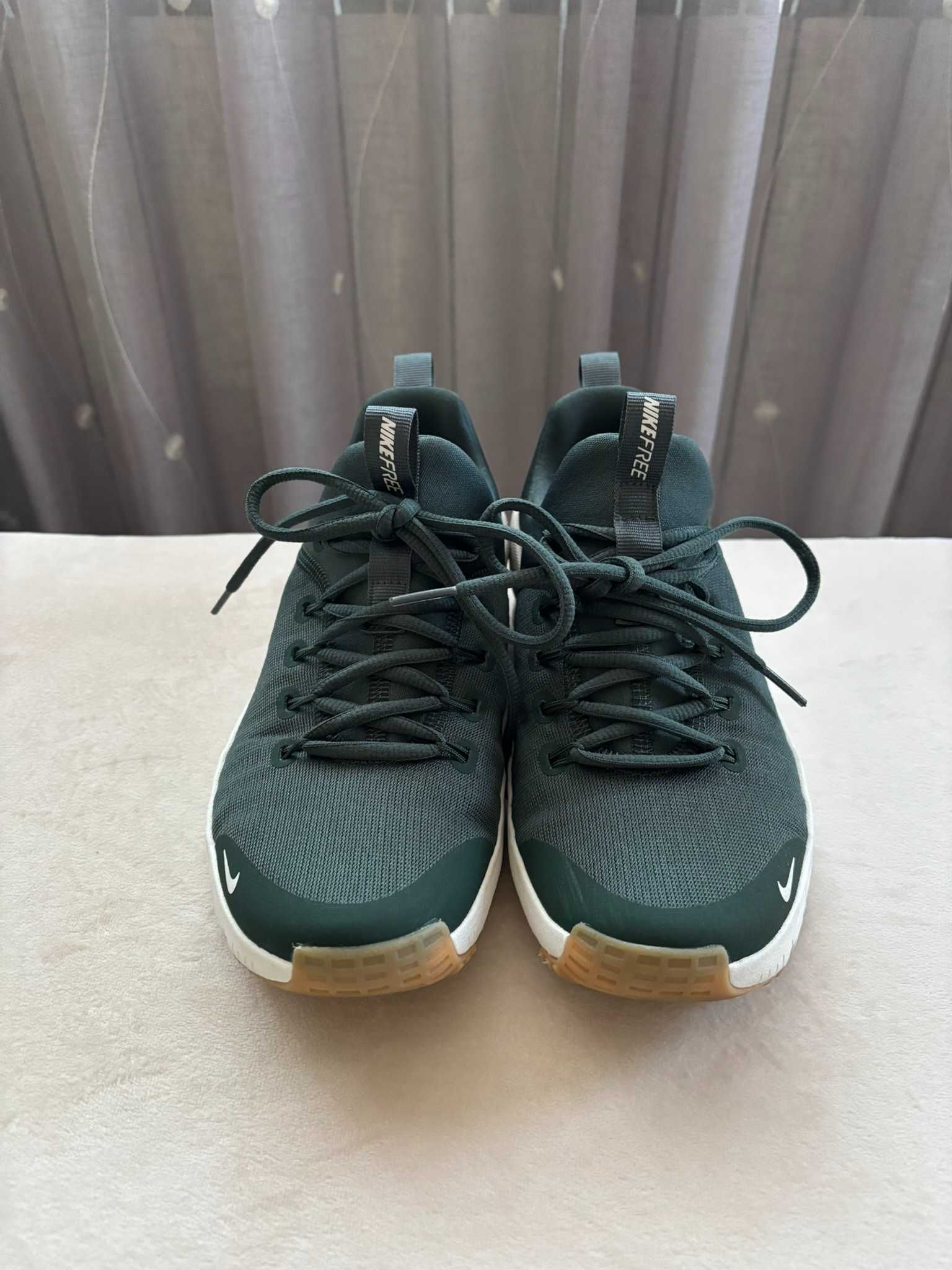 Nike Обувки W FREE METCON 6  Зелен