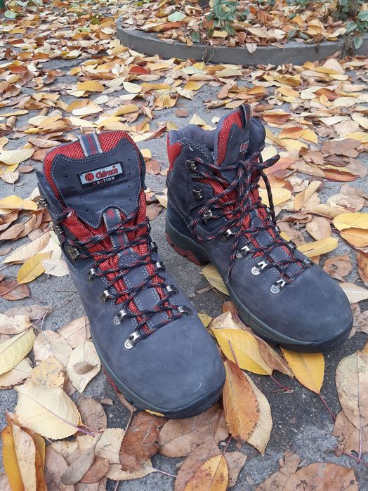 Новые горные ботинки Chiruca