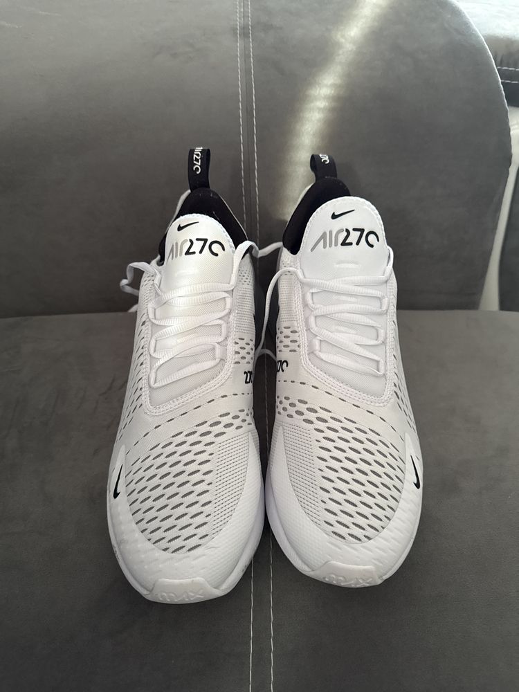 Nike Air Max 270