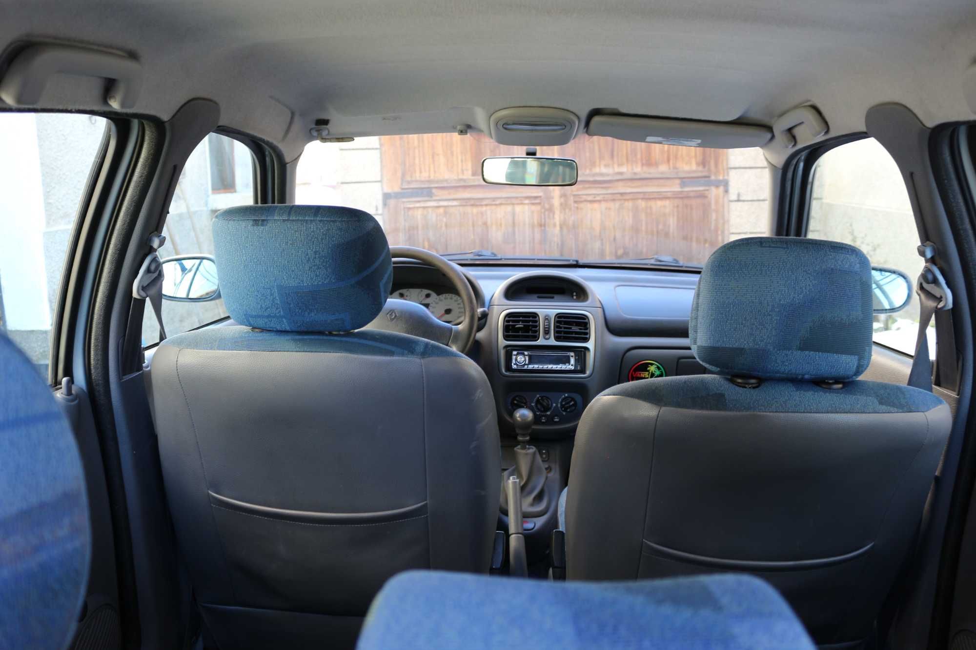 Renault Clio 1.2 , 60 к.с. , Бензин, 2000 г. в много добро състояние