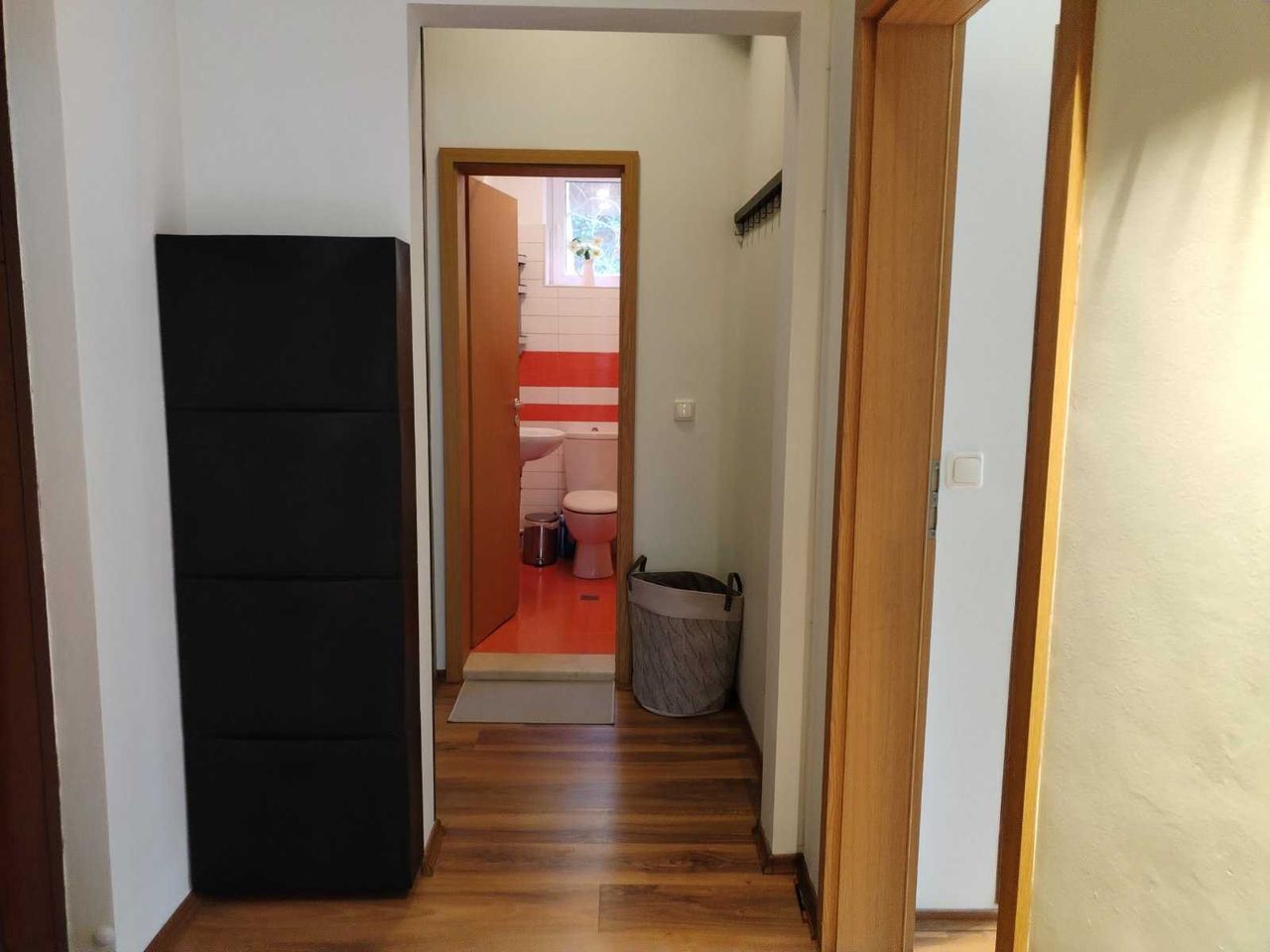 Дава се под наем Двустаен апартамент в София, Център - 65 кв.м за 850 € - Снимка #1