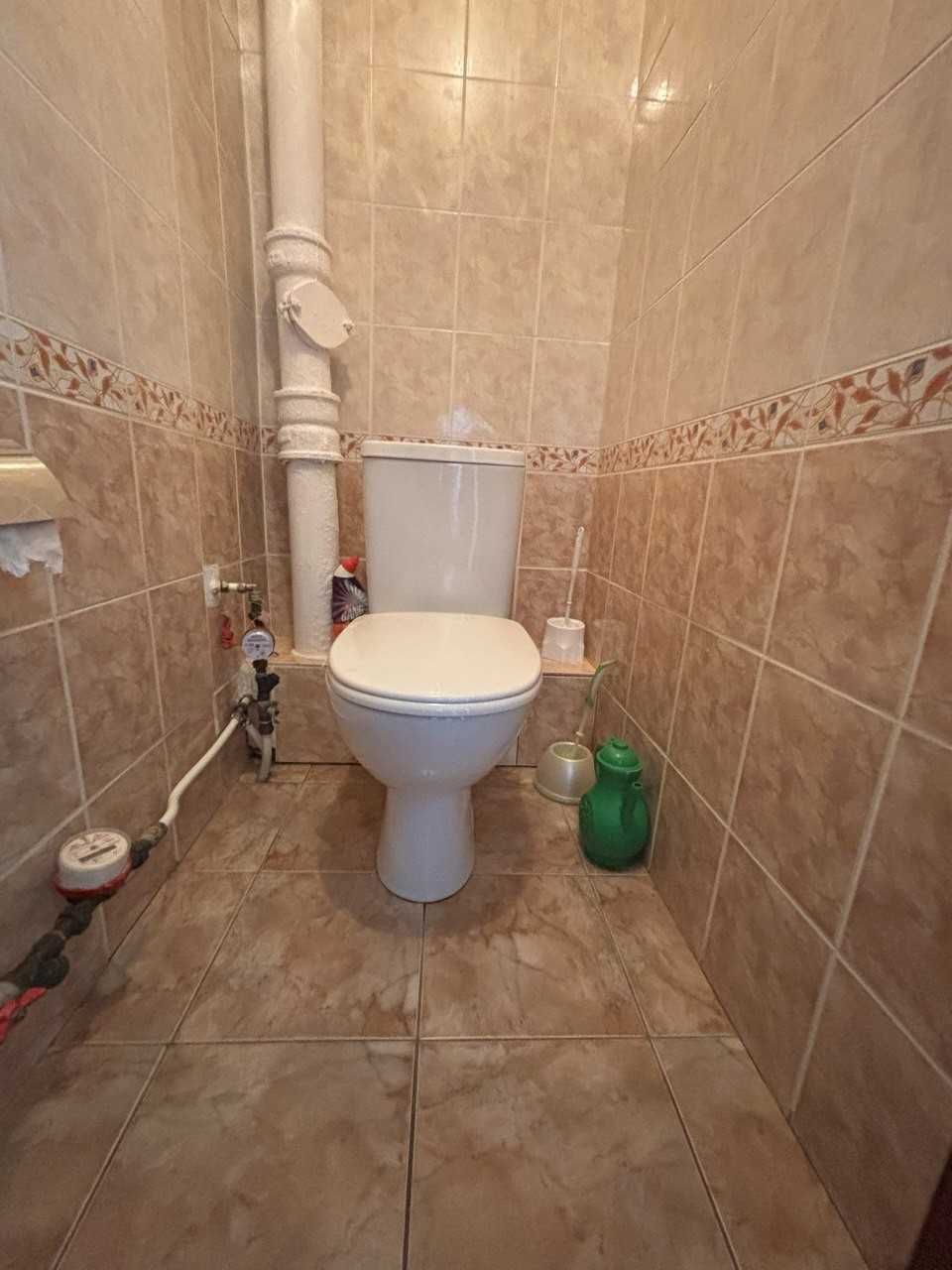 Продам 2-ком квартиру в 7 мкр