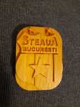 Stema, logo Steaua București, sculptură în lemn
