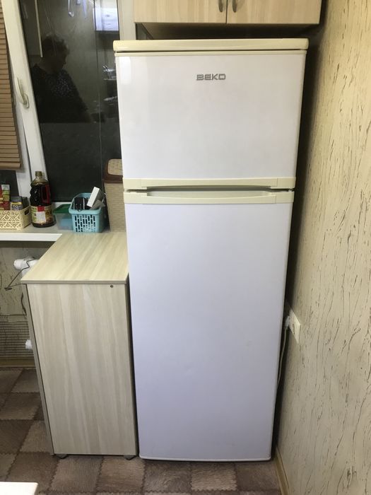 Продам холодильник Beko б/у
