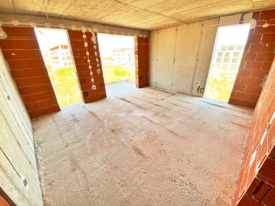 Тристаен Апартамент в Малинова Долина! Юг! Среден Етаж!